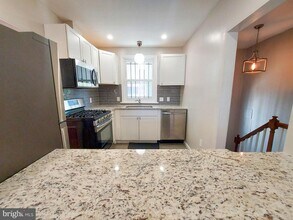 8303 Tahona Dr in Silver Spring, MD - Building Photo - Building Photo