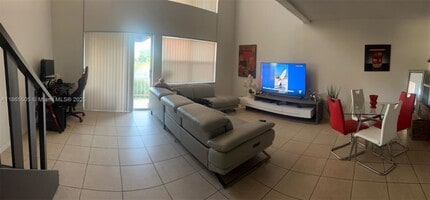 18111 NW 68th Ave in Hialeah, FL - Building Photo - Building Photo