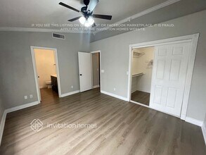 1249 E Douglas Ave in Gilbert, AZ - Building Photo - Building Photo