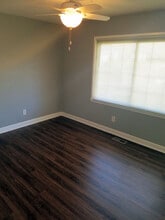 810 Duckview Ct in Winston-Salem, NC - Building Photo - Building Photo