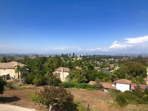 2588 Yucca Rd in Oceanside, CA - Building Photo - Building Photo