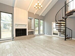 44 Casa Verde St in Lakeway, TX - Building Photo - Building Photo