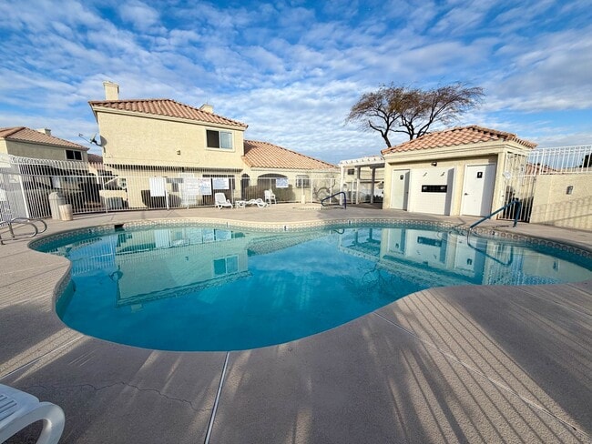 property at 661 Anemone Ln