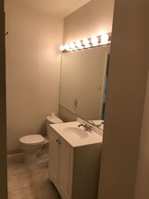 2121 19th St N in Arlington, VA - Foto de edificio - Building Photo