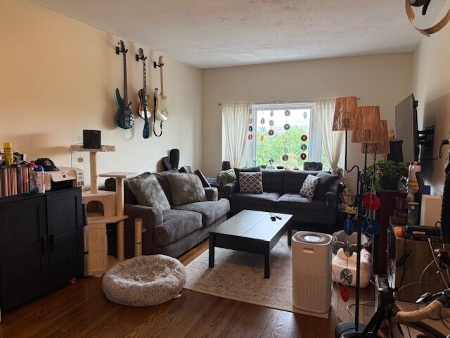 517 Beacon St, Unit 5E in Boston, MA - Building Photo - Building Photo