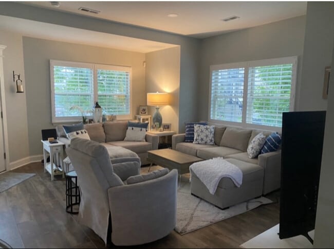 property at 129 N Adams Ave