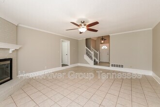 8697 Grandbury Pl in Memphis, TN - Foto de edificio - Building Photo