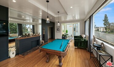 6255 W Olympic Blvd in Los Angeles, CA - Building Photo - Building Photo