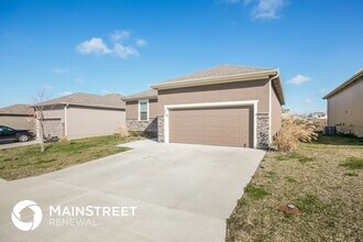 206 NE Katie Ct in Grain Valley, MO - Building Photo - Building Photo