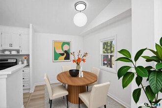 9 Crescent Park Rd in Westport, CT - Building Photo - Building Photo