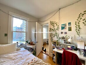 1572 Tremont St, Unit 2 in Boston, MA - Building Photo - Building Photo