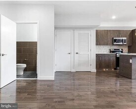 1945 N 7th St in Philadelphia, PA - Building Photo - Building Photo