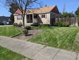 2310 W Kiernan Ave in Spokane, WA - Building Photo