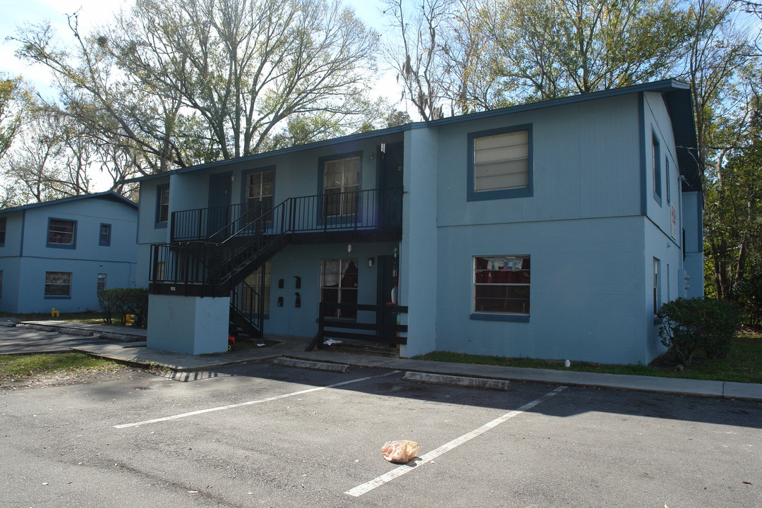 903-905 Idlewild Ave in Green Cove Springs, FL - Building Photo