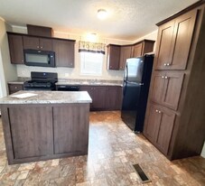 9791 Spinnaker Dr in Ira, MI - Building Photo