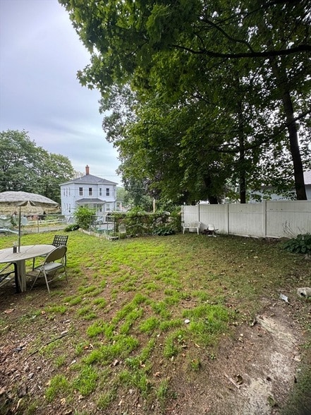 20 Temple St, Unit 1 in Fitchburg, MA - Building Photo - Building Photo
