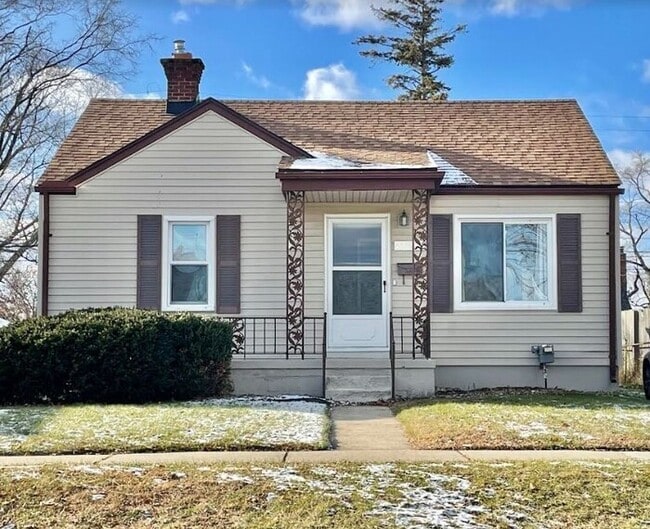 property at 21515 Blackmar Ave