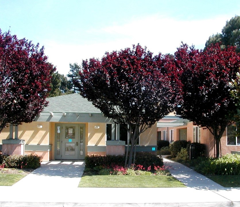 Cawelti Court in Arroyo Grande, CA - Building Photo