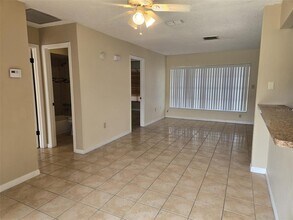 369 Dundee Dr in Kissimmee, FL - Building Photo - Building Photo