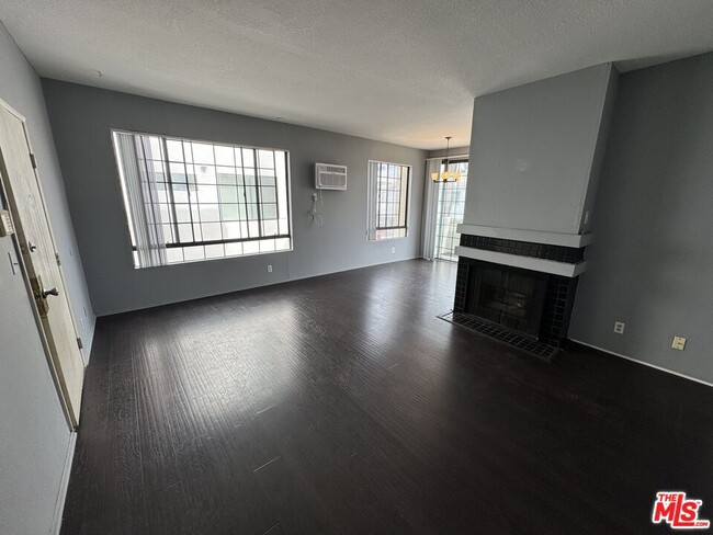 property at 3648 Motor Ave