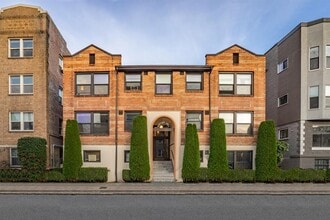Whittier Hall in Seattle, WA - Building Photo - Interior Photo