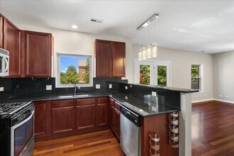 803 E 41st St in Chicago, IL - Building Photo - Building Photo