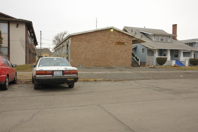 Imperial Apartments in Yakima, WA - Building Photo - Building Photo