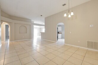 6853 Westlake Blvd in Orlando, FL - Building Photo - Building Photo