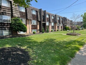 458 Market St-Unit -Jefferson Trace 8-42 in Beaver, PA - Building Photo - Building Photo