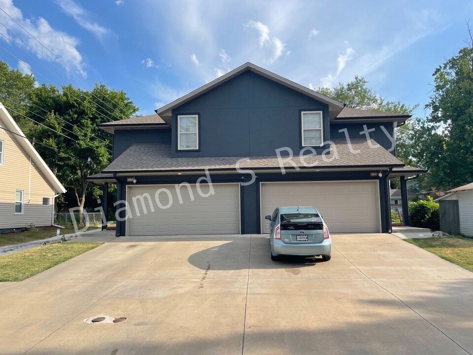 625 E Pacific St in Springfield, MO - Building Photo