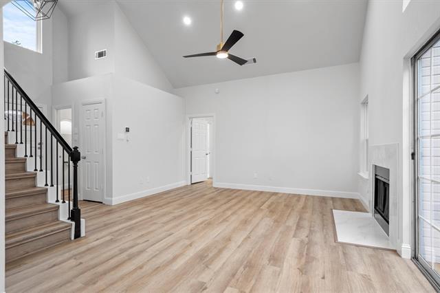 9424 Blue Jay Way in Irving, TX - Building Photo - Building Photo