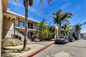 1732 27th Avenue in Oakland, CA - Building Photo - Building Photo