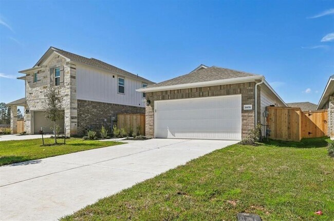 16656 Sterling Clf St in Conroe, TX - Building Photo - Building Photo