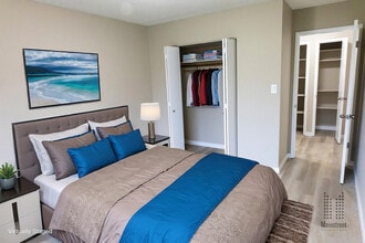 College Manor Mainstreet Apartments in Chilliwack, BC - Building Photo - Building Photo