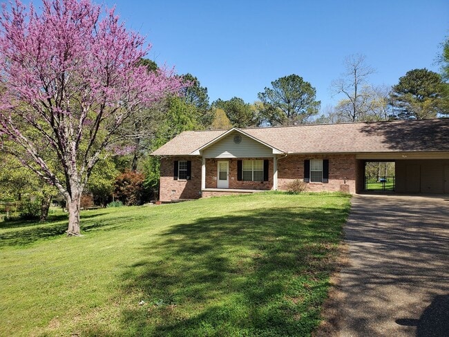 property at 103 Wildwood Cir