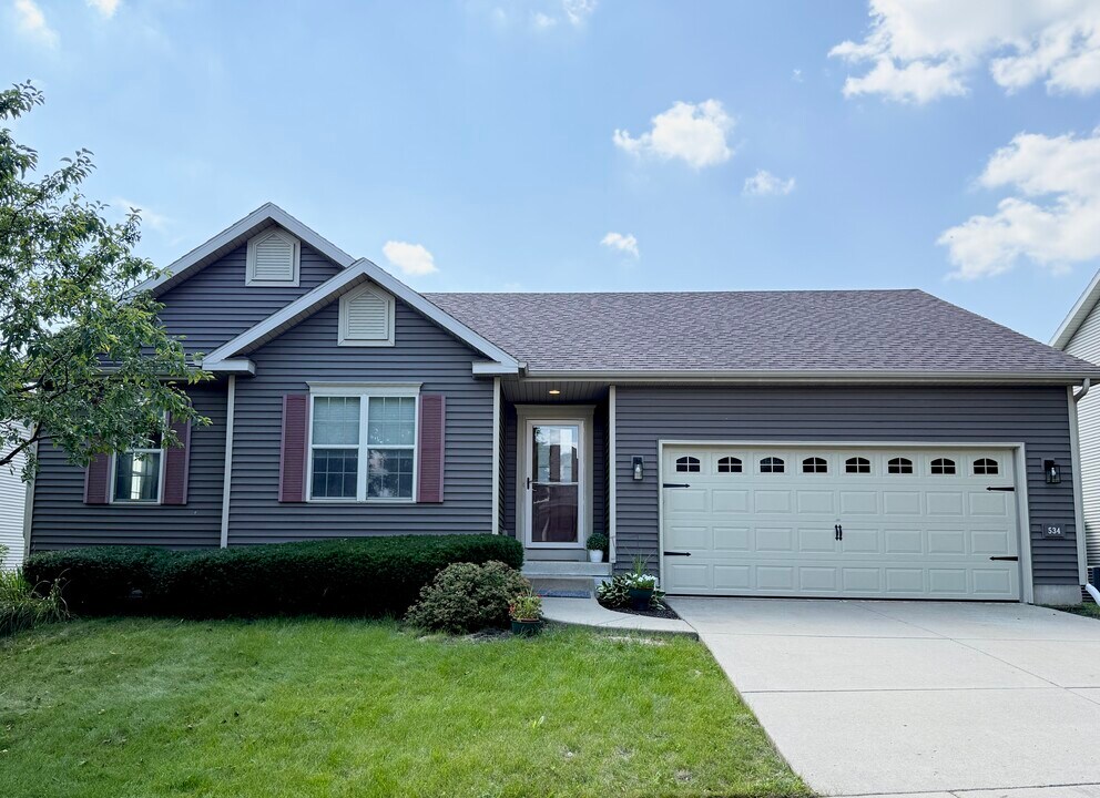 534 Hercules Trail in Madison, WI - Building Photo