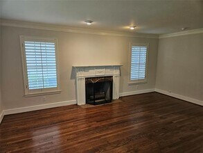 6432 Chevy Chase Ave in Dallas, TX - Building Photo - Building Photo