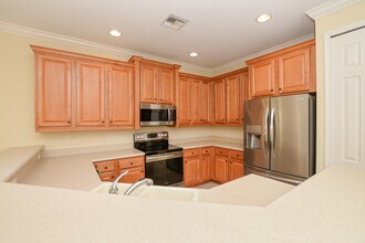 7033 Willow Pine Way in Port St. Lucie, FL - Building Photo - Building Photo