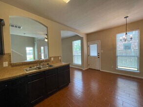 110 Sierra Rose Loop in Georgetown, TX - Building Photo - Building Photo