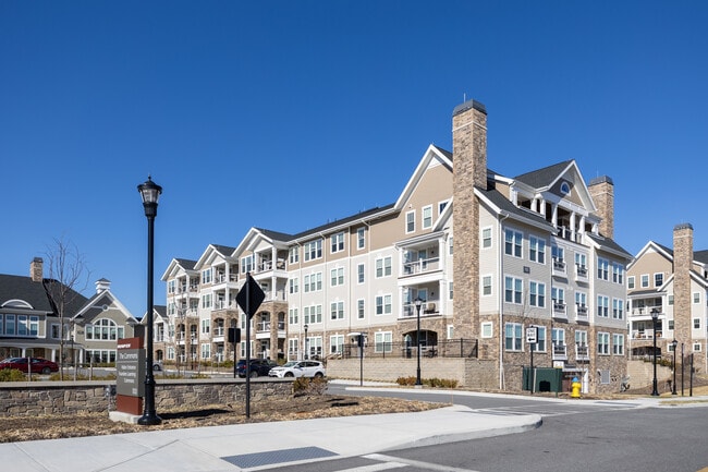 Broadview Senior Living at Purchase College in Purchase, NY - Foto de edificio - Primary Photo