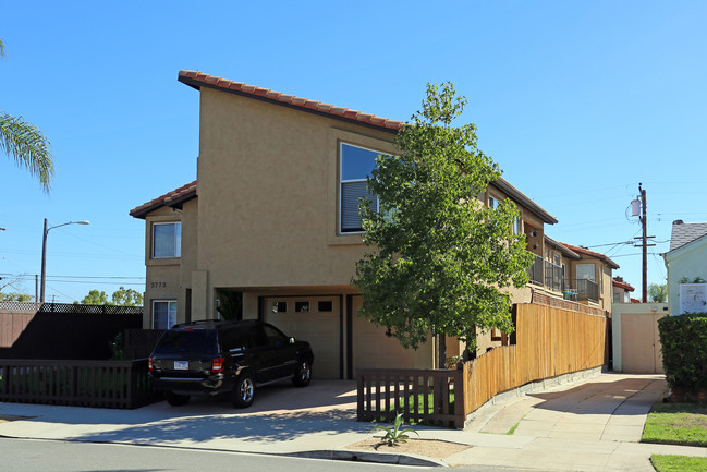 3773 Bancroft St in San Diego, CA - Building Photo - Building Photo