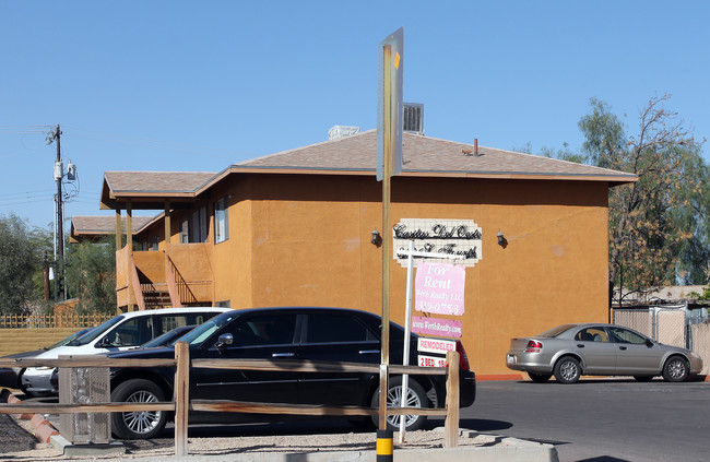 916 S 4th Ave in Tucson, AZ - Foto de edificio - Building Photo