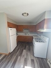 3202 N 76th St in Milwaukee, WI - Building Photo - Building Photo