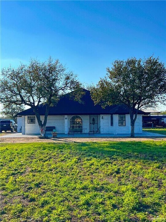 23 Western Rd in Palmview, TX - Building Photo