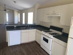 205 Summer Sails Dr in Valrico, FL - Building Photo - Building Photo