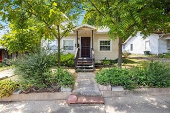 315 S School Ave in Fayetteville, AR - Building Photo - Building Photo