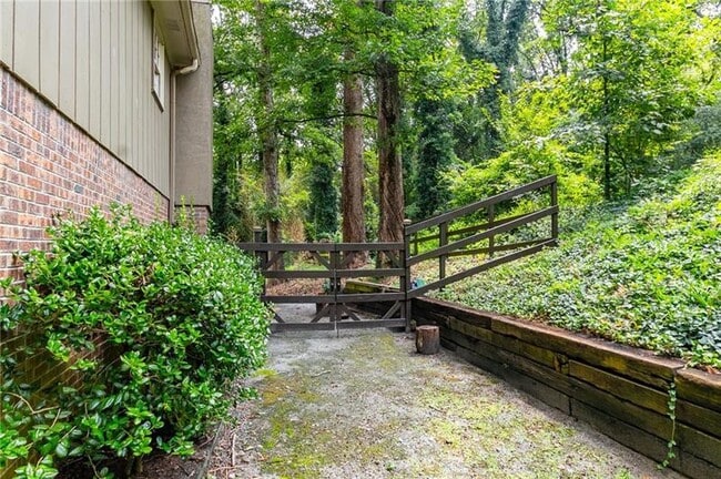 4932 Rock Haven Dr SW in Lilburn, GA - Building Photo - Building Photo