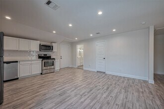 7212 Corpus Christi St in Houston, TX - Building Photo - Building Photo