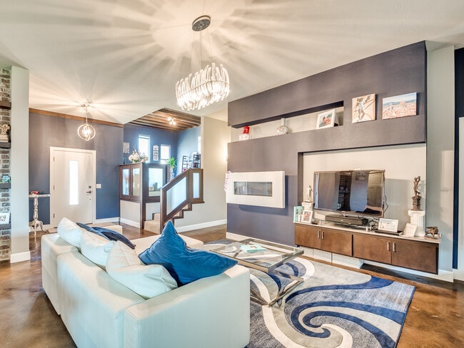 17357 Shadow Hawk Ln in Edmond, OK - Building Photo - Building Photo