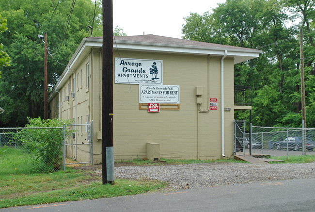 Chestnut  Flats in Nashville, TN - Building Photo - Building Photo